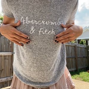 Abercrombie and Fitch T-shirt super soft. Size medium only worn a few times.